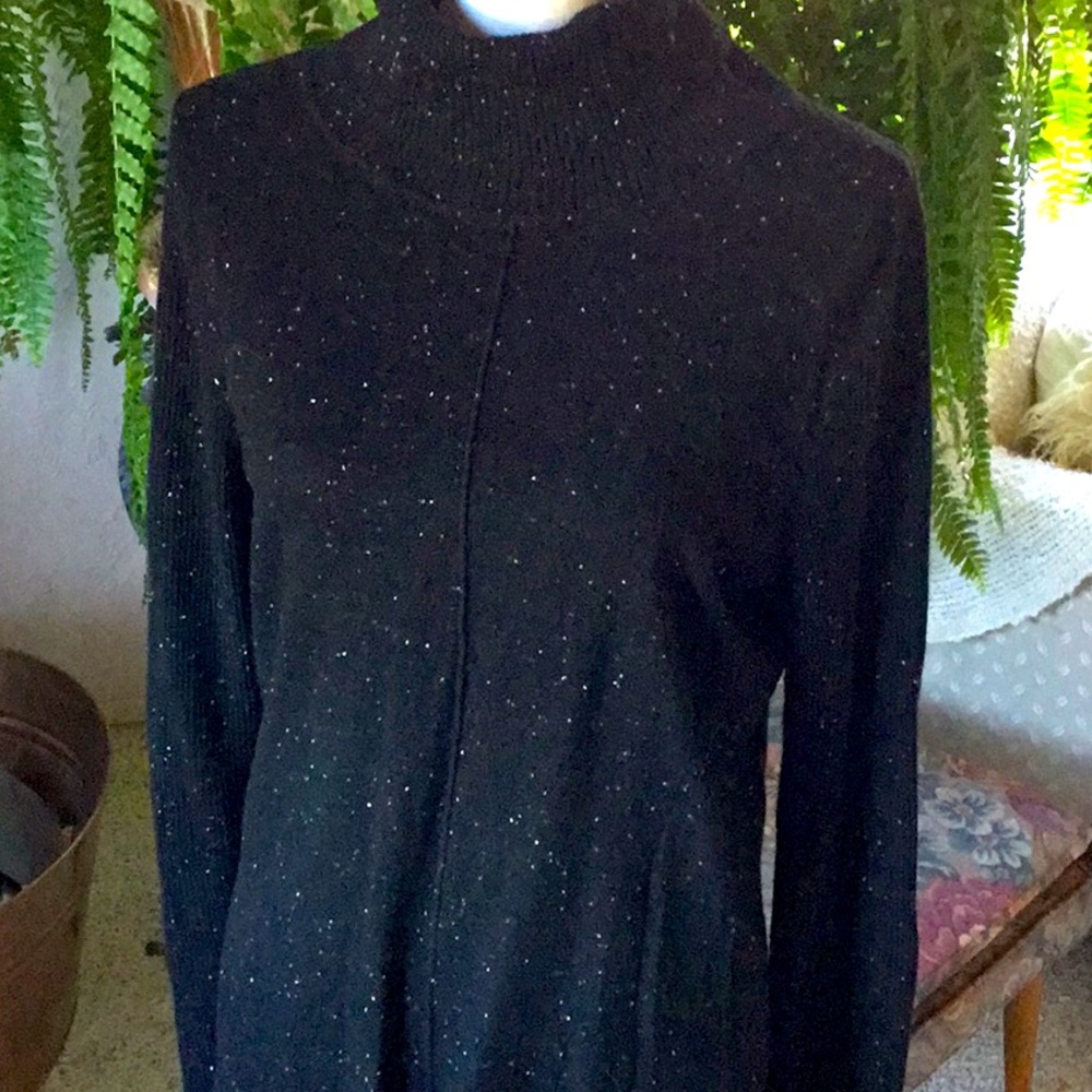 EUC Calvin Klein Sweater